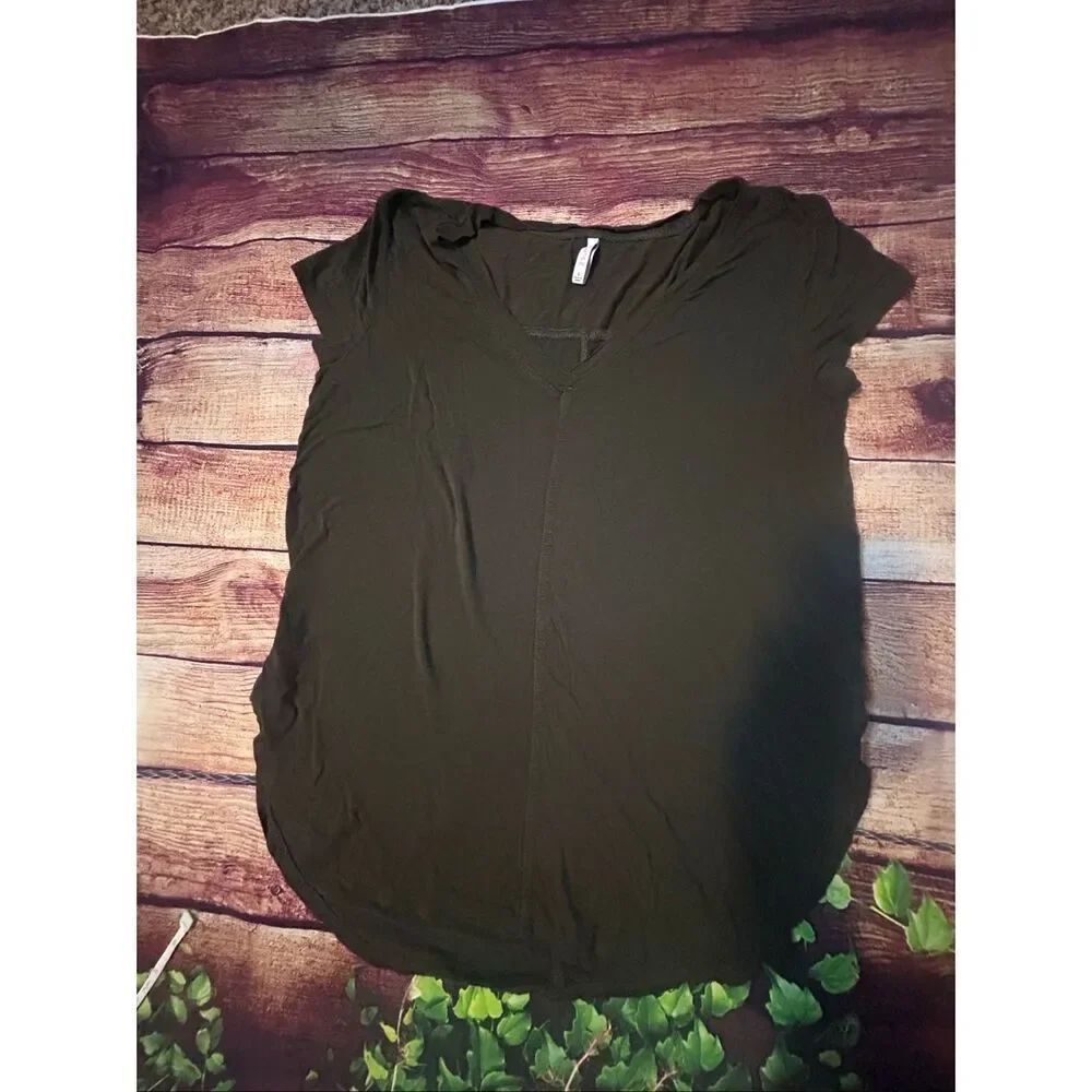 Z Supply Charcoal Grey V-neck Tshirt Size S